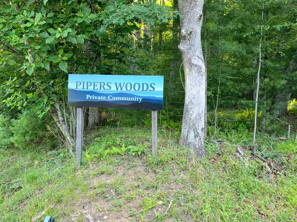 782 Pipers Woods Dr, Galax, VA 24333