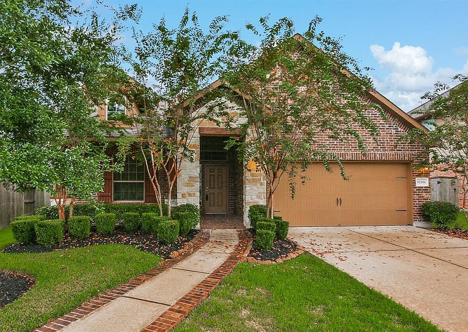 1st image of 12206 Cove Bluff Ct