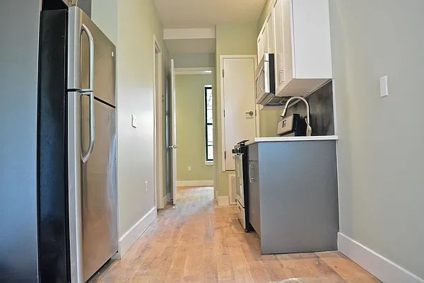 Rented by Sher Management | media 82