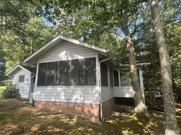 50 Audrey Trl, Hendersonville, NC 28791