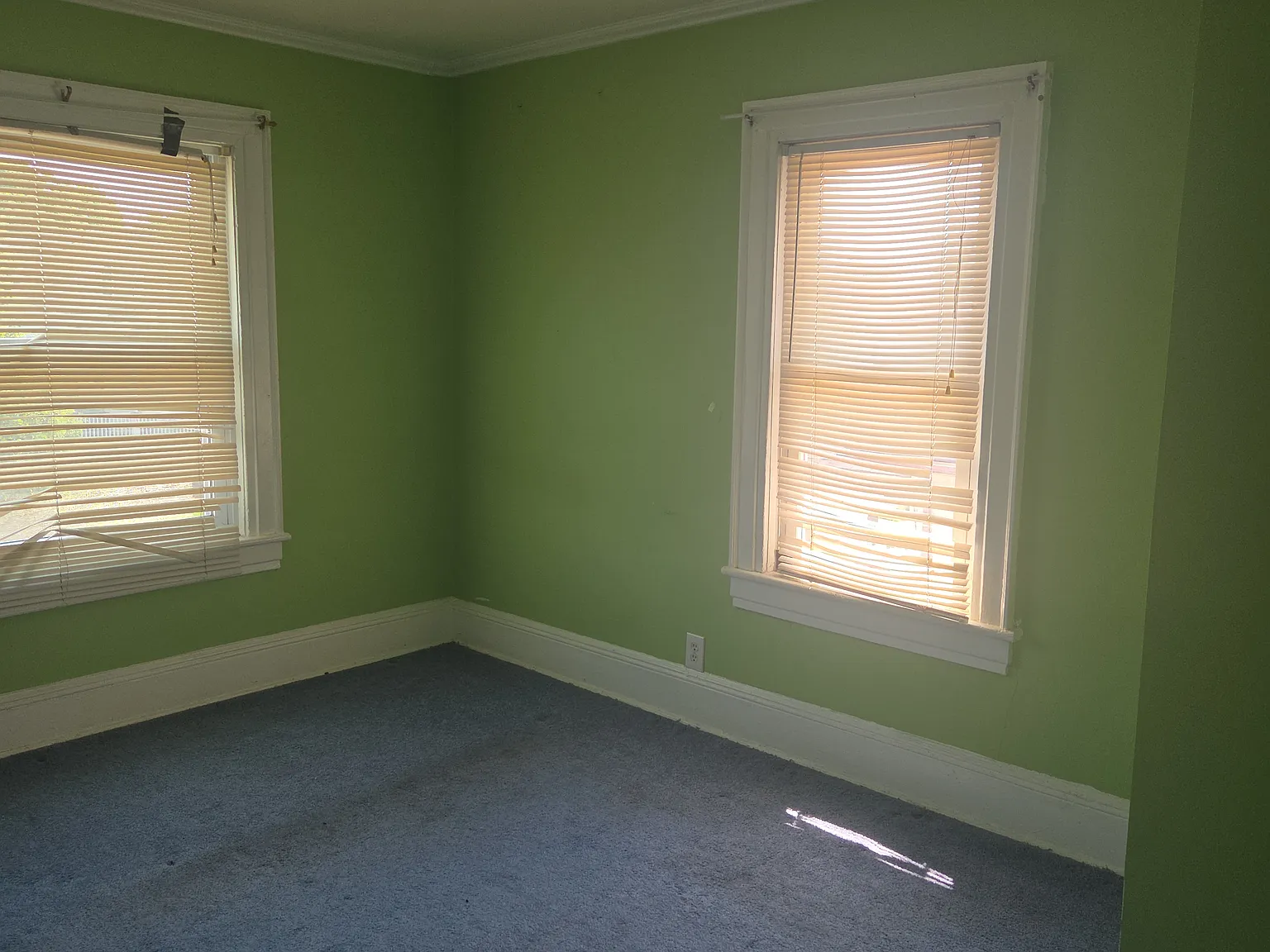 Sportsmans Ave, Freeport — Photo 2