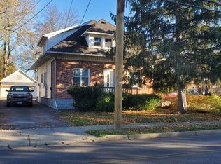 194 Aurora St Floor 2, Lancaster, NY 14086