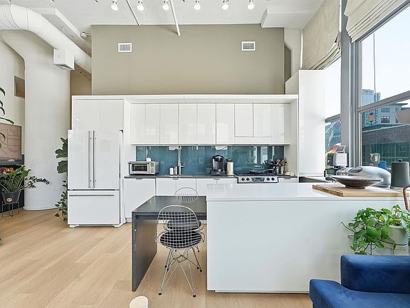 3rd image of 50 Dey St APT 150