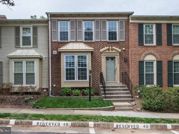 6559 Sand Wedge Ct, Alexandria, VA 22312