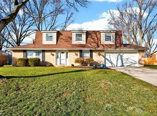 2025 Meadow Side Ln, Dayton, OH 45458