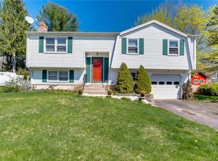 313 Knob Hill Rd, Meriden, CT 06451