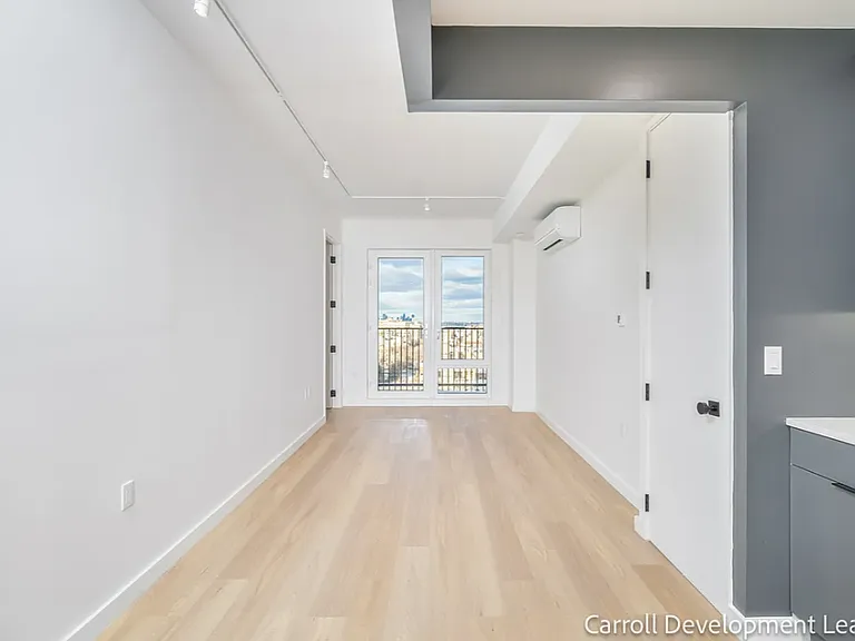 931 Carroll St #314 — Photo 2