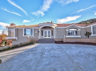13777 Pine View Dr, Yucaipa, CA 92399