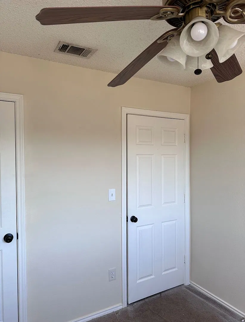 House For Lease in Duncanville — Photo 3