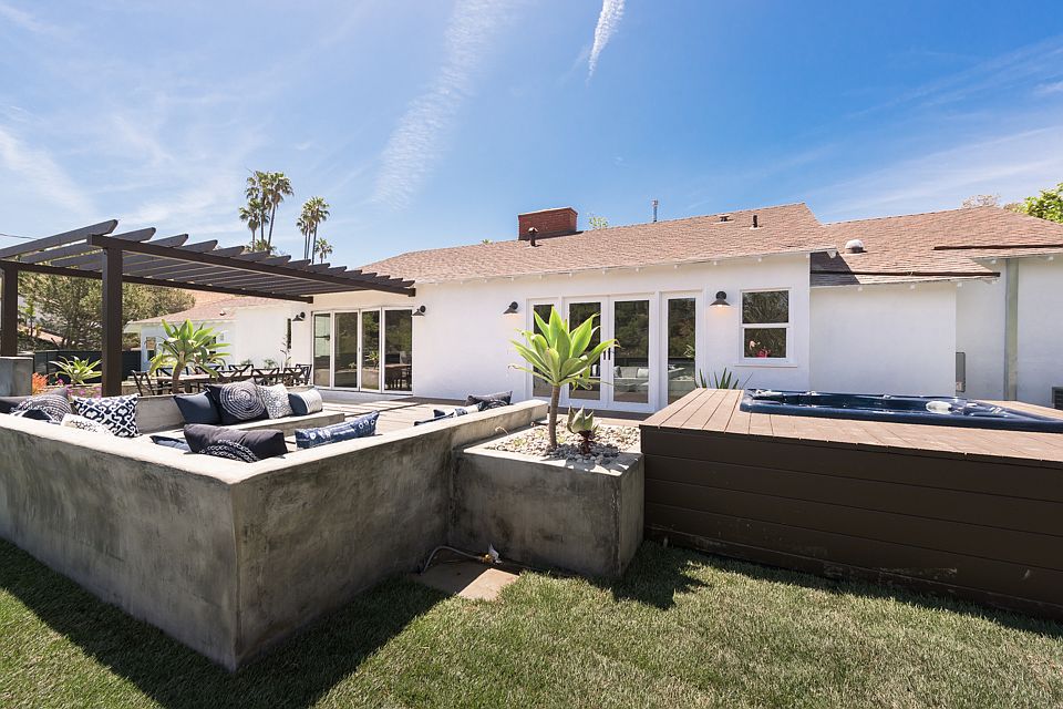 1st image of 7415 Cervantes Pl