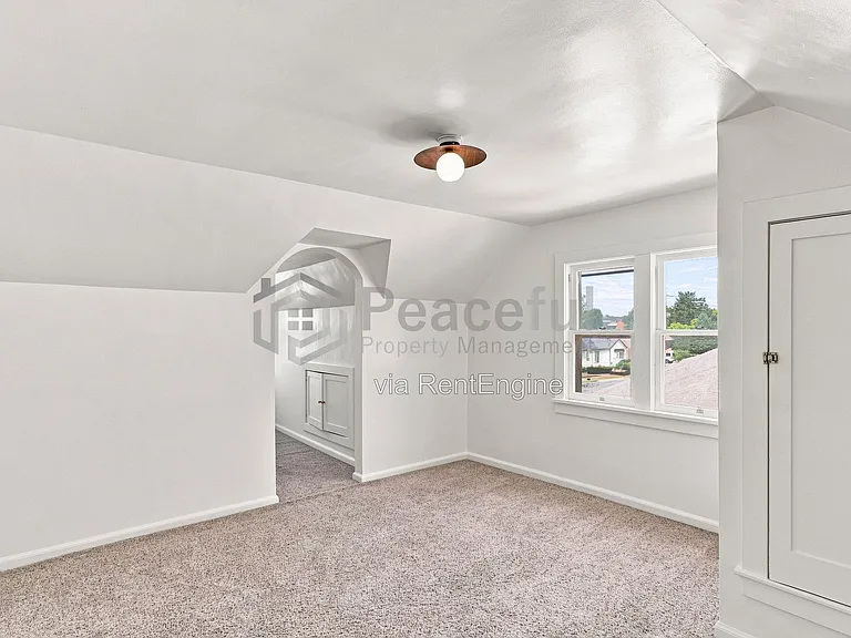 1363 S 1300 E — Photo 26