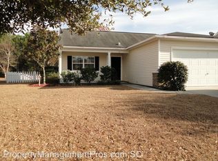 5 Hidden Lakes Ln, Bluffton, SC 29910