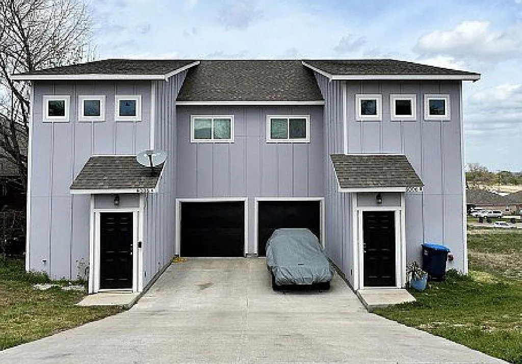 8006 Julie Ave — Photo 1