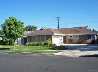 540 W Parkwood Ave, La Habra, CA 90631