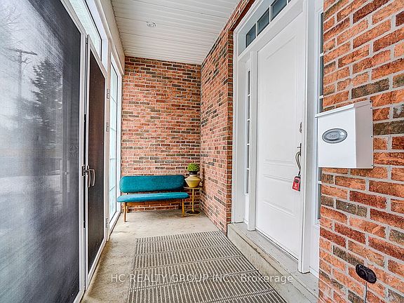 5th image of 8 Beech St