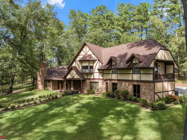 300 Cumberland Ln, Henderson, TX 75652