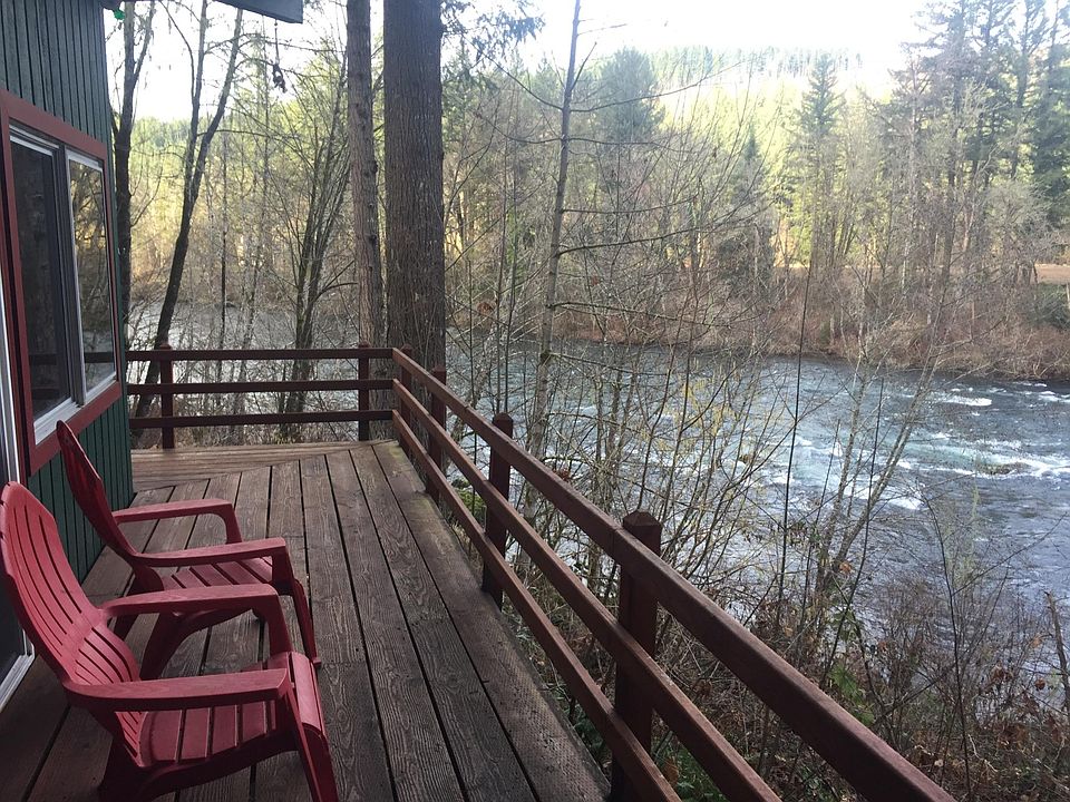 Upstairs deck