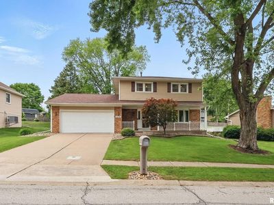4020 Tanglefoot Ter, Bettendorf, IA, 52722