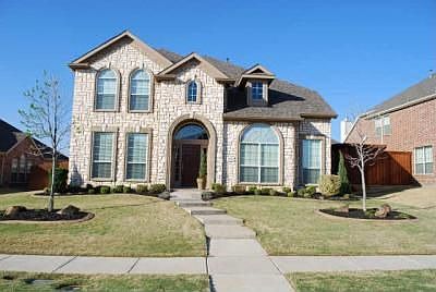 1st image of 2346 Aspermount Dr