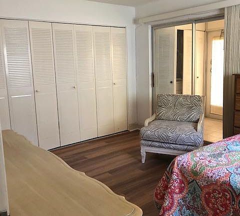 5th image of 194 Monaco Way