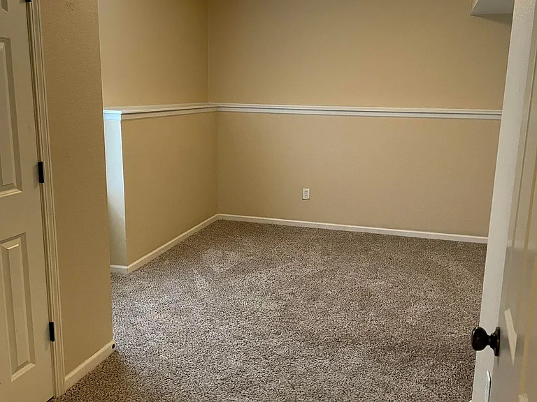 710 NW Scenic Ln — Photo 19