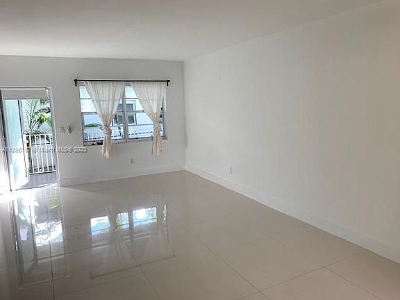 2nd image of 1604 Drexel Ave APT 207