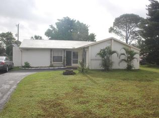 1754 42nd St SW, Naples, FL 34116