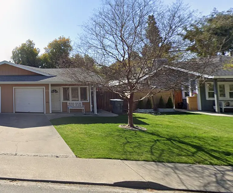 2770 S Whitney Blvd