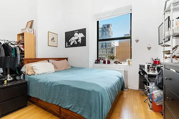 Sold by Compass | media 4