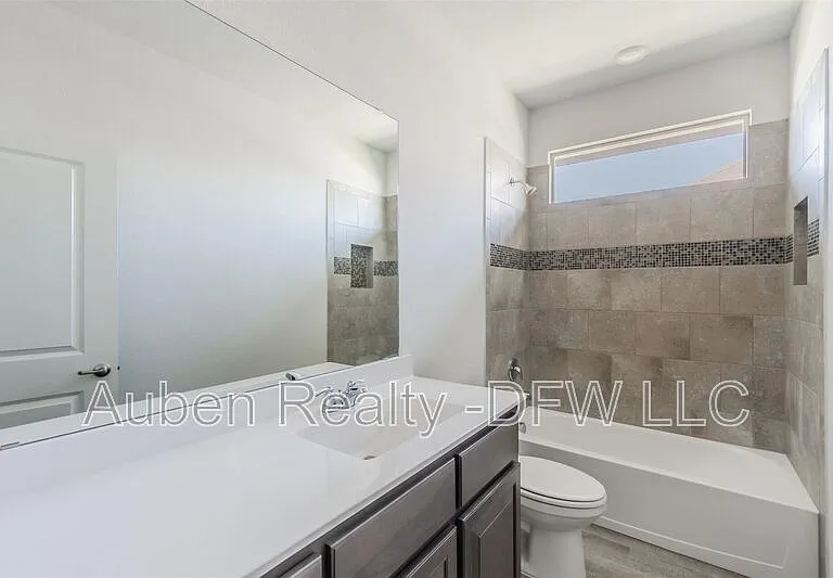 1343 Fox Hollow Rd — Photo 29