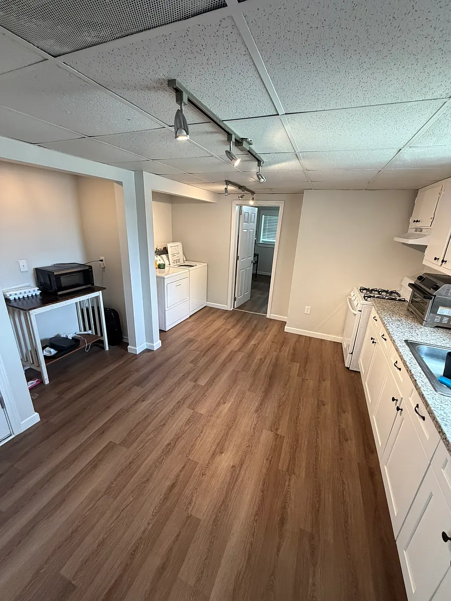Building Photo - 281-283 Beaver St #3