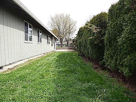 5th image of 14905 SE 1st St