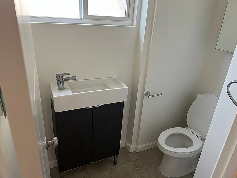 3335 Rowena Ave #1 — Photo 18