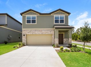 2039 Hemingway Cir, Groveland, FL 34736