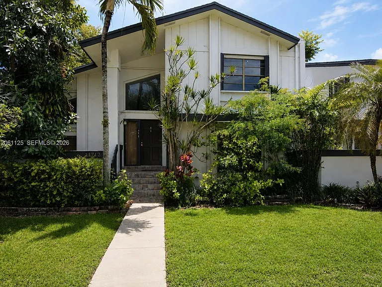 11712 SW 91st Ter — Photo 1