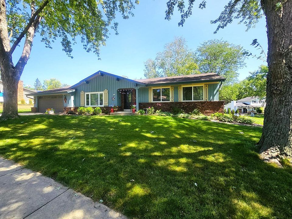 5908 Glenwood DRIVE, Greendale, WI 53129 Zillow