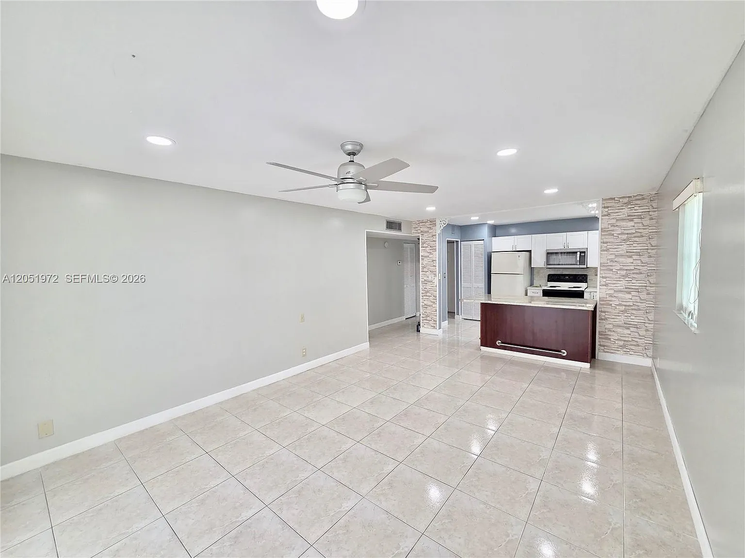 Ramblewood East Condo — Photo 3