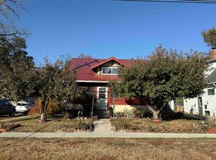 22 6th Ave NW, Minot, ND 58703