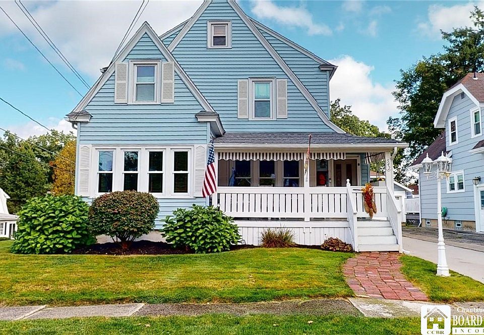1st image of 542 Stowe St