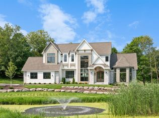 285 N Shore Dr W, Minnetrista, MN 55364