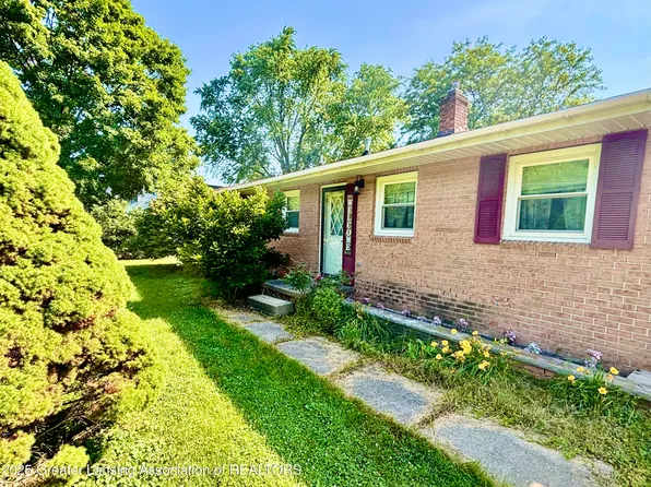 1214 Otto Rd #R-1, Charlotte, MI 48813