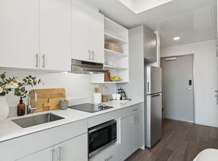 300 W Republican St #BAF7C23FA, Seattle, WA 98119