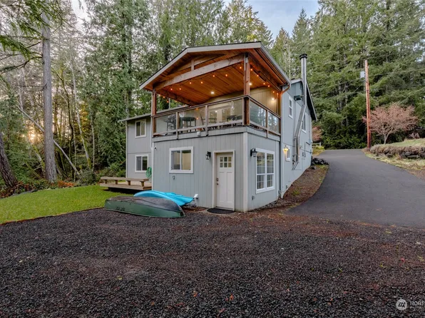 2014 Island Drive NW, Olympia, WA 98502