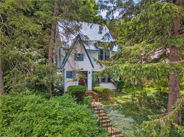 405 Columbia St, Ithaca, NY 14850