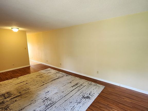 4th image of 108 Ephesus Church Rd APT 212
