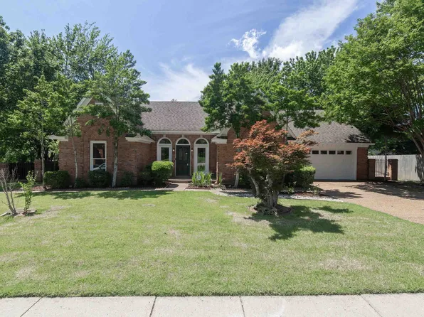 8432 Wood Shadows Ln, Cordova, TN 38018