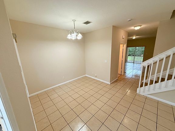 2nd image of 905 N Santa Catalina Cir #905