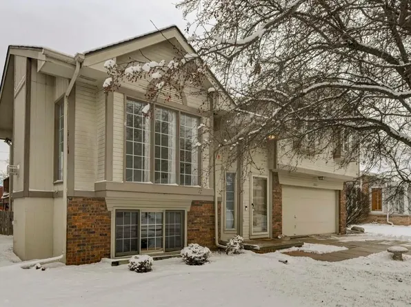 2921 N 120th Avenue Cir, Omaha, NE 68164