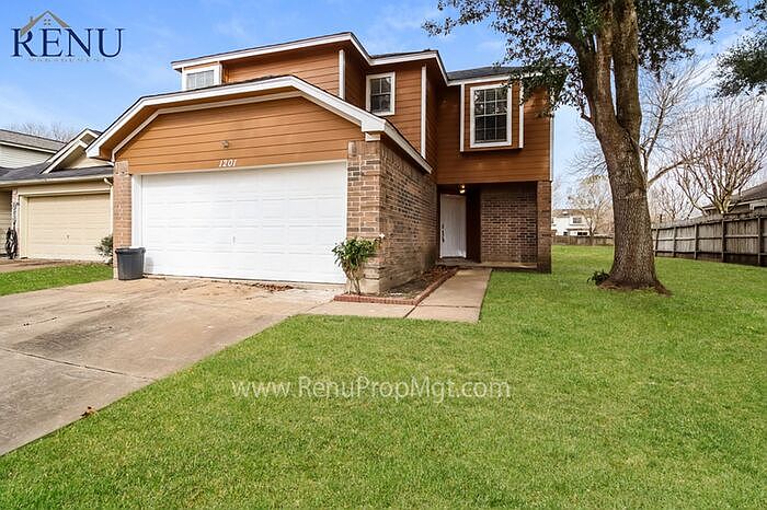 1st image of 1201 Chelsea Ln