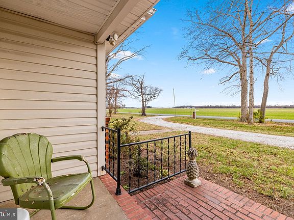 4th image of 6446 Suicide Bridge Rd